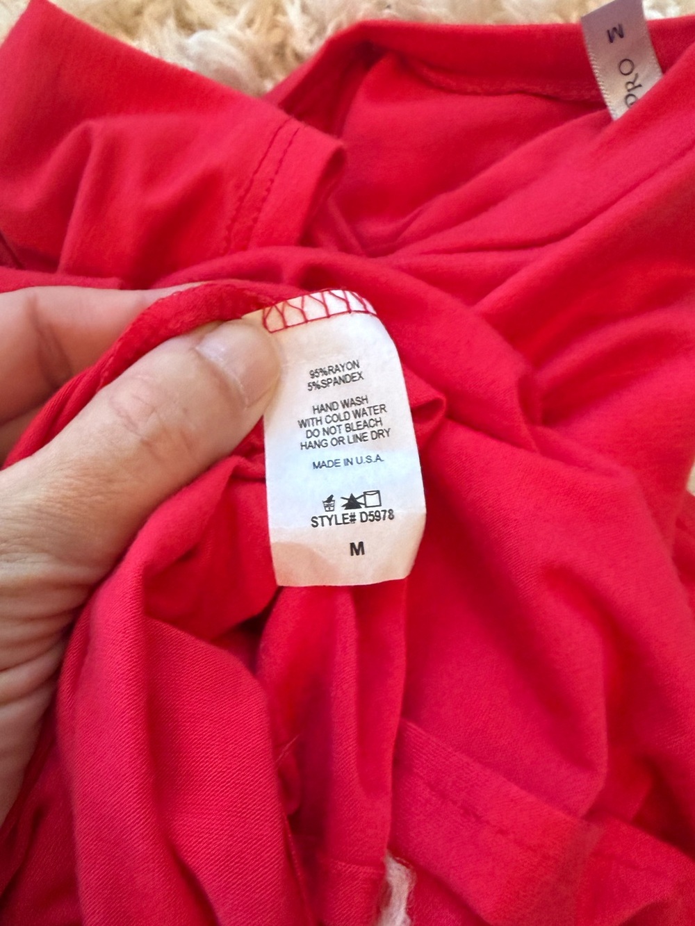 Acting Pro Red maxi dress women’s size medium - Picture 7 of 7